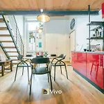 Vivo - Aquarium 3\', 2Br, Ac, Wifi, City Center